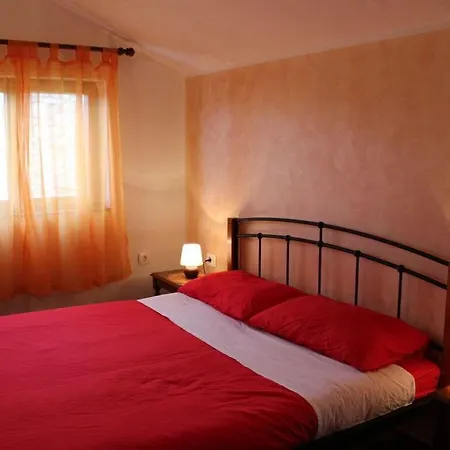Διαμέρισμα Palazzina Burjaki, Trget